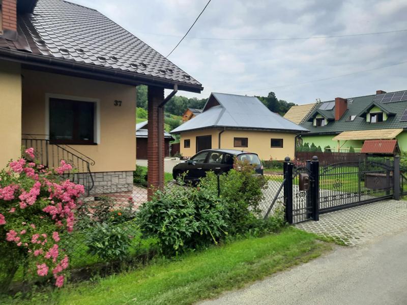 Noclegi Koziniec Bobrka Екстер'єр фото